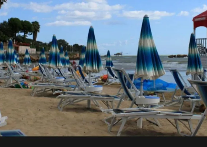 Апартаменты La Sul Mare Васто